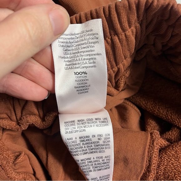 MOTHER The Knock Out Ankle Jogger Sweatpants in Mocha Bisque - Picture 10 of 12